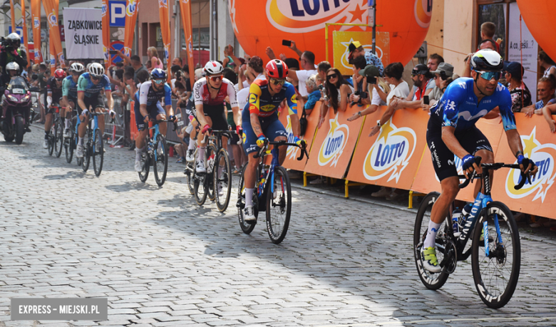 81. Tour de Pologne. Kolarze przejechali przez ząbkowicki rynek