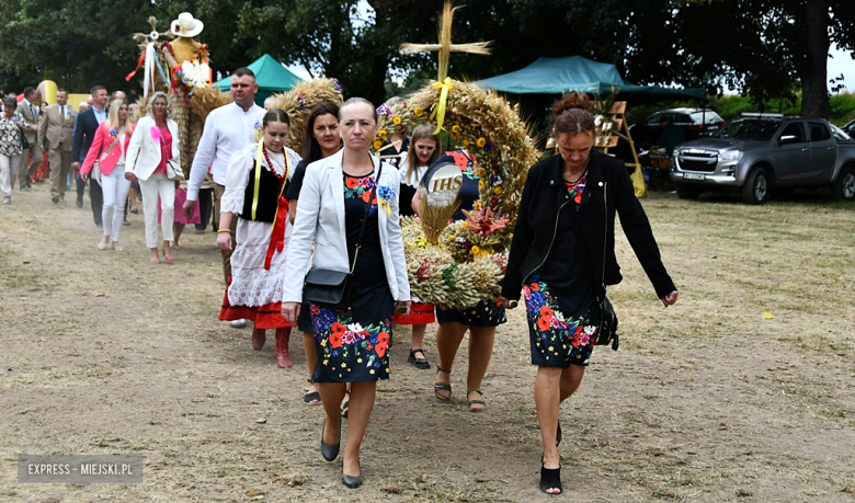 W Starym Henrykowie podziękowano za plony. Dożynki Gminy Ciepłowody