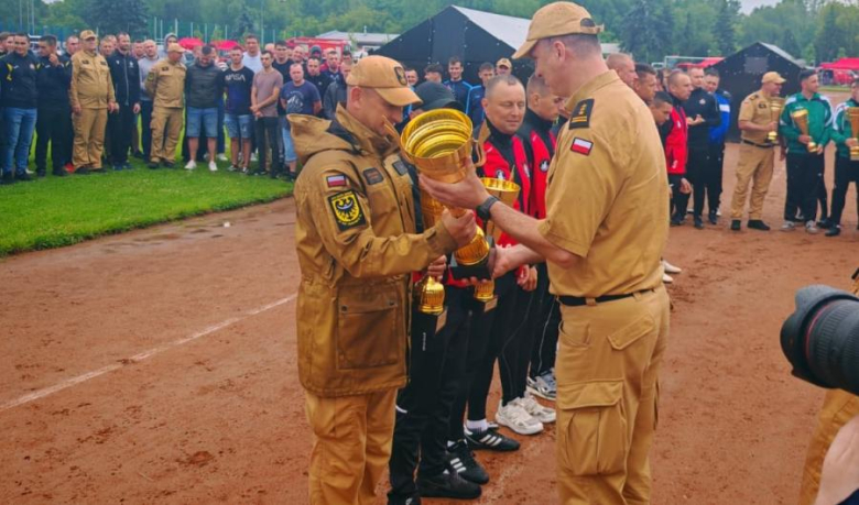 Strażacy-zawodowcy z Ząbkowic Śląskich mistrzami Dolnego Śląska w sporcie pożarniczym