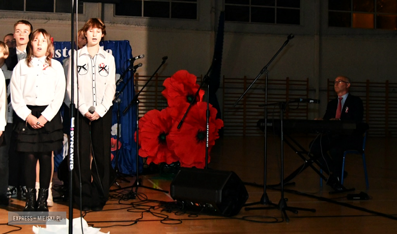 Uroczysta akademia z okazji Święta Niepodległości w Złotym Stoku