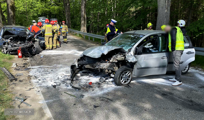 Zderzenie passata i forda na drodze wojewódzkiej nr 390
