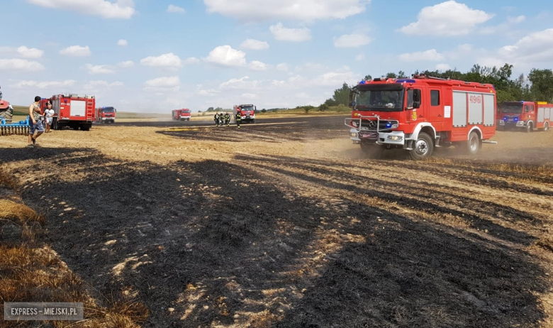 Pożar zboża i ścierniska między Kozińcem a Przedborową