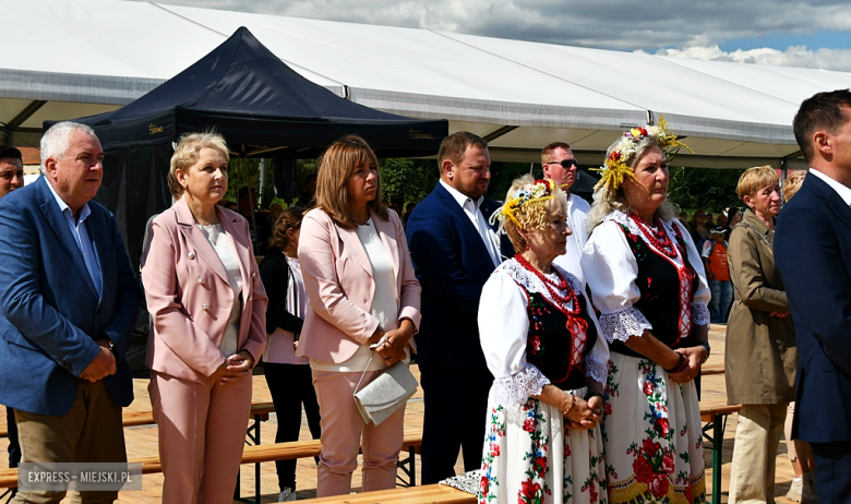 Muzyka, tradycja i turniej sołectw – dożynki gminne w Olbrachcicach Wielkich