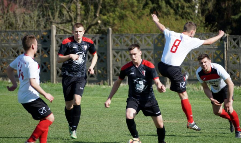 Polonia Ząbkowice Śląskie 5:0 (2:0) Koliber Uciechów