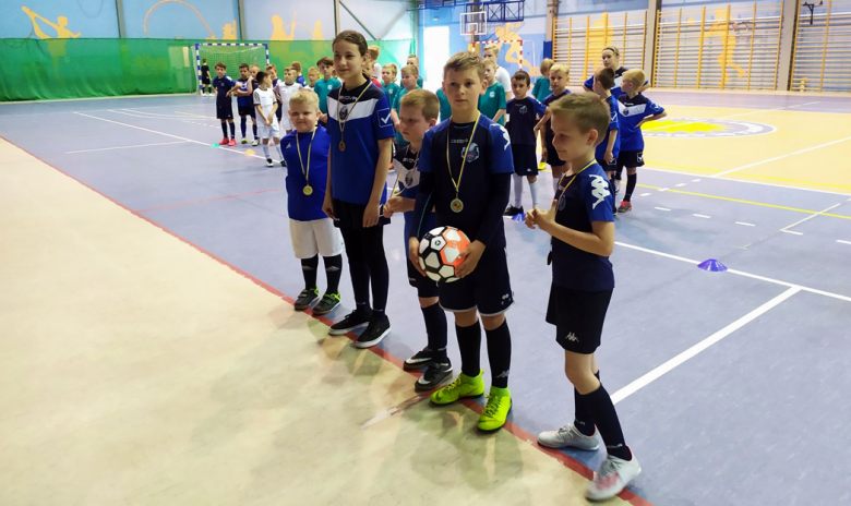 III Turniej Ząbkowickiej Ligi Mini Futsalu. Przed nami już tylko finały