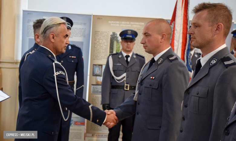 Powiatowe Święto Policji. Funkcjonariusze otrzymali awanse