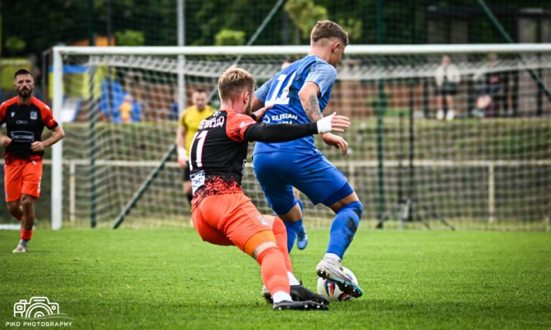 IV liga: Orzeł Ząbkowice Śląskie 0:2 (0:2) Barycz Sułów
