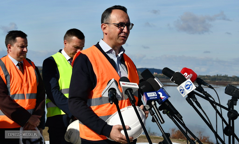 Zakończenie prac na zbiorniku wodnym Topola. Briefing prasowy