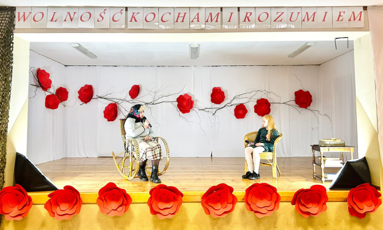  Akademia z okazji Święta Niepodległości w Niepublicznej Szkole Podstawowej w Lubnowie