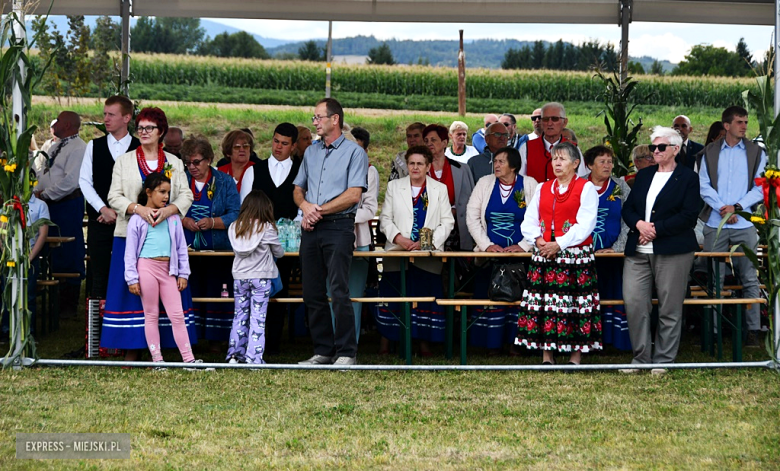 Muzyka, tradycja i turniej sołectw – dożynki gminne w Olbrachcicach Wielkich