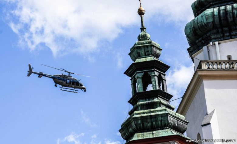Antyterroryści, śmigłowce i zakładnicy. Spektakularne ćwiczenia służb w Henrykowie