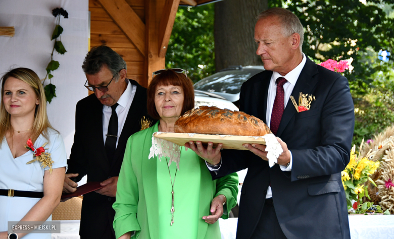 Dożynki Gminy Bardo w Dzbanowie 