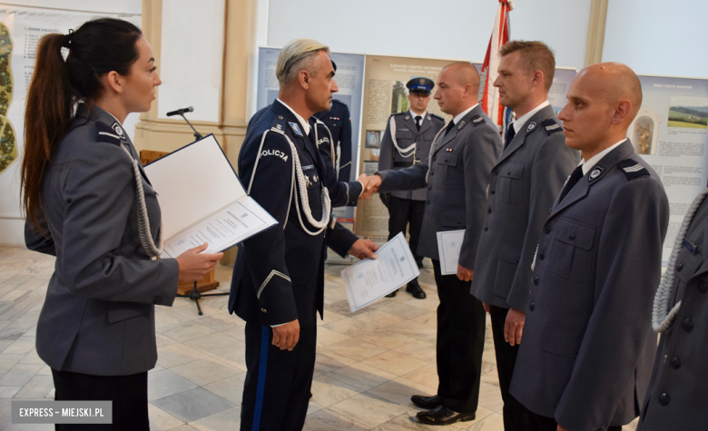 Powiatowe Święto Policji. Funkcjonariusze otrzymali awanse