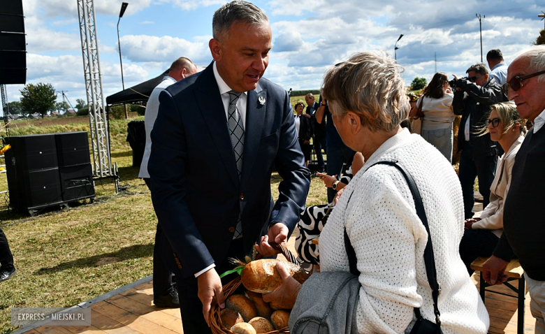 Muzyka, tradycja i turniej sołectw – dożynki gminne w Olbrachcicach Wielkich