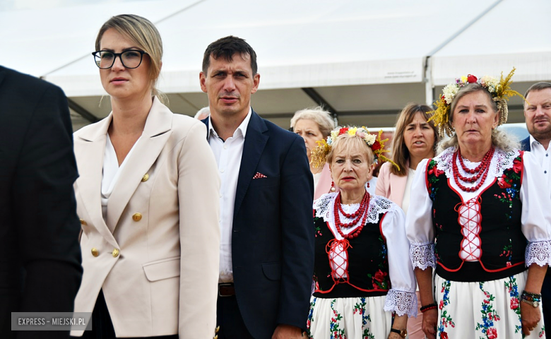 Muzyka, tradycja i turniej sołectw – dożynki gminne w Olbrachcicach Wielkich