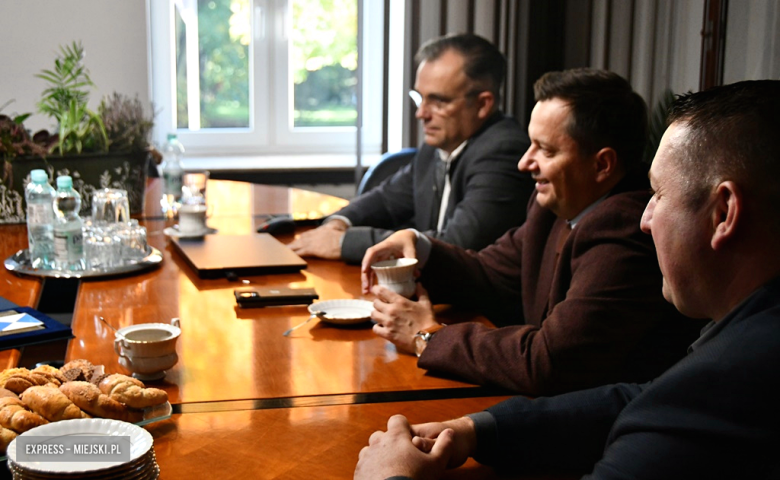 Zakończenie prac na zbiorniku wodnym Topola. Briefing prasowy