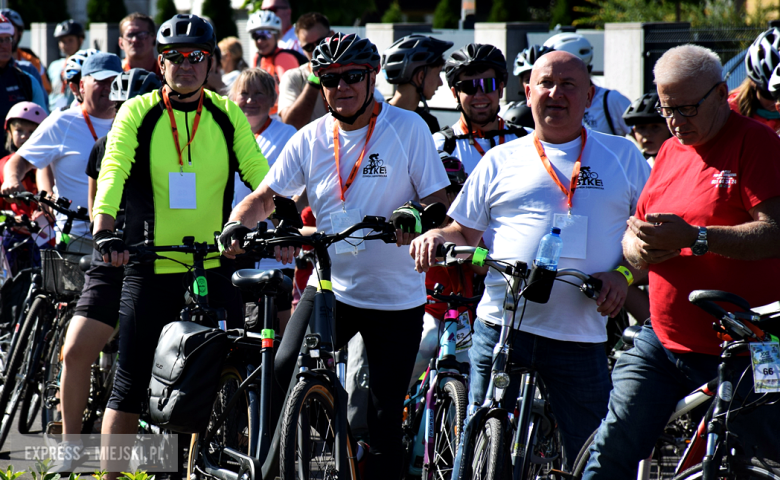 Nowa ścieżka rowerowa otwarta. Ponad 150 osób na trasie 26. Powiatowego Rajdu Rowerowego