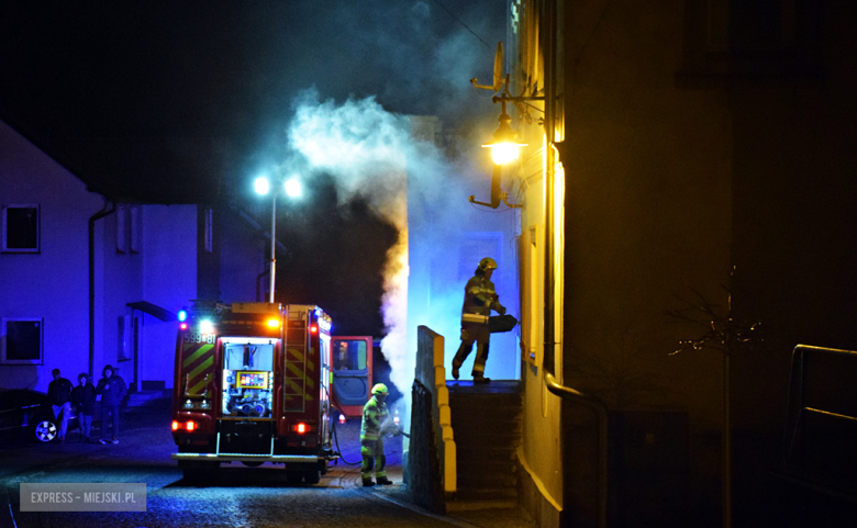 Pożar mieszkania na ul. Głównej w Bardzie