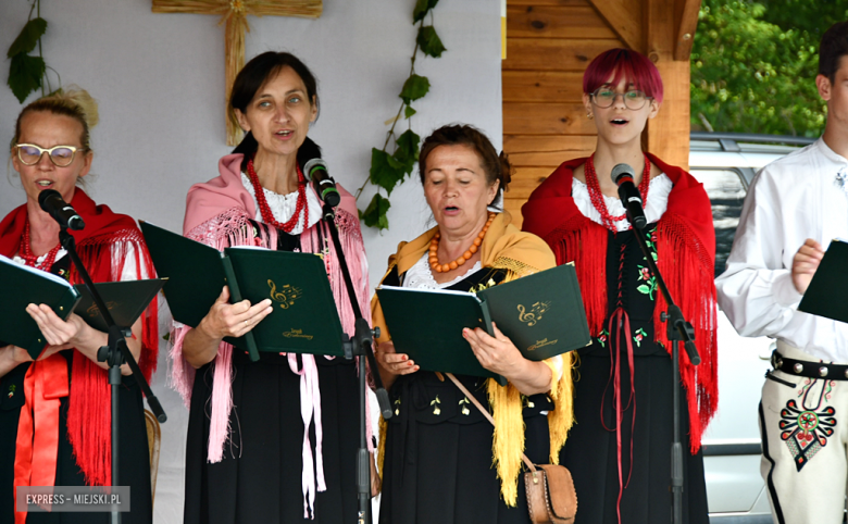 Dożynki Gminy Bardo w Dzbanowie 