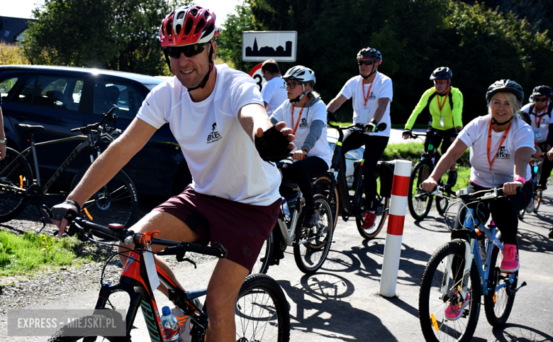 Nowa ścieżka rowerowa otwarta. Ponad 150 osób na trasie 26. Powiatowego Rajdu Rowerowego