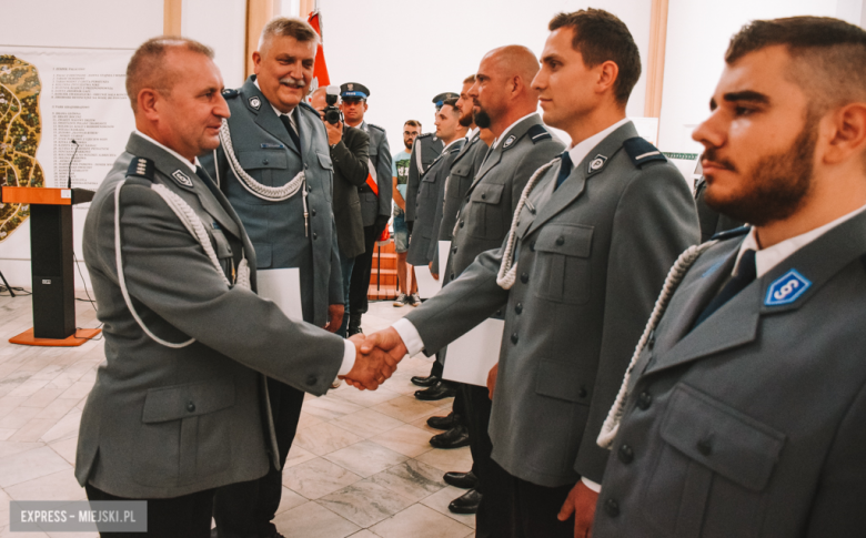 Powiatowe Obchody Święta Policji. Wręczono awanse i wyróżnienia