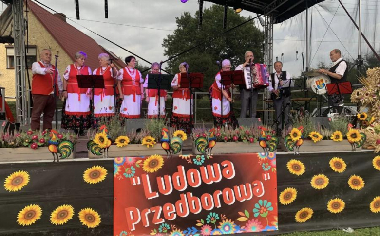 „Ludowa Przedborowa”. Przegląd zespołów ludowych w gminie Stoszowice