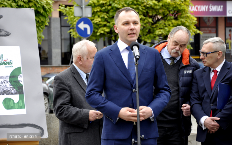 Uroczyste otwarcie wystawy plenerowej „Tu rodziła się »Solidarność« Rolników"