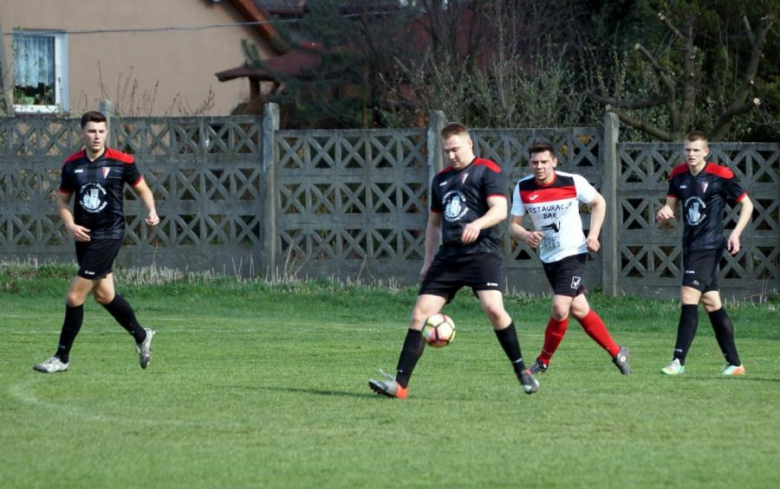 Polonia Ząbkowice Śląskie 5:0 (2:0) Koliber Uciechów