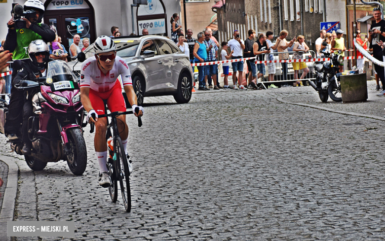 81. Tour de Pologne. Kolarze przejechali przez ząbkowicki rynek