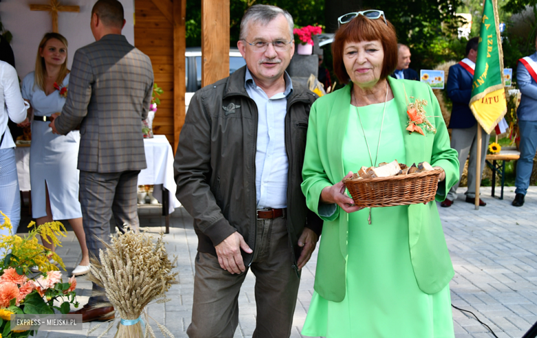 Dożynki Gminy Bardo w Dzbanowie 