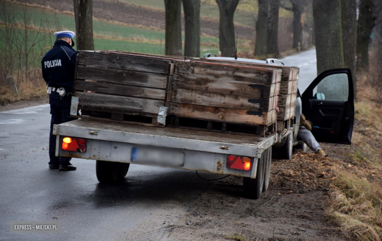 Kolizja na DW 390 między Kamieńcem Ząbkowickim a Sosnową