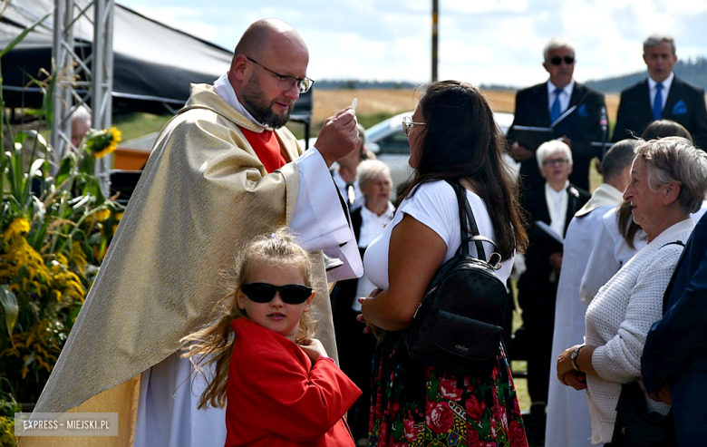 Muzyka, tradycja i turniej sołectw – dożynki gminne w Olbrachcicach Wielkich