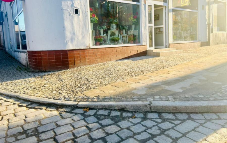 Remont chodnika w centrum Ziębic już po odbiorze