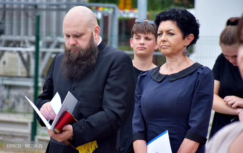 W Kamieńcu Ząbkowickim oficjalnie otwarto podstację pogotowia ratunkowego 