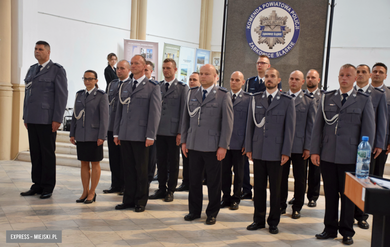 Powiatowe Święto Policji. Funkcjonariusze otrzymali awanse