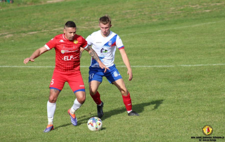 Klasa okręgowa: Zamek Kamieniec 5:0 (2:0) Włókniarz Głuszyca