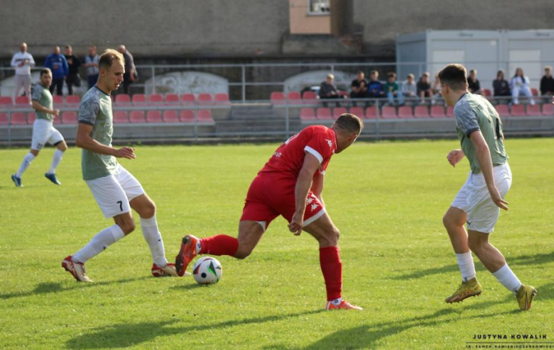 Klasa okręgowa: Zamek Kamieniec Ząbkowicki 4:0 (1:0)  Pogoń Pieszyce