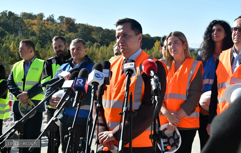 Zakończenie prac na zbiorniku wodnym Topola. Briefing prasowy