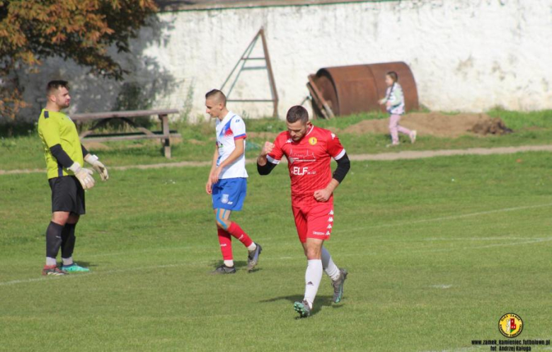 Klasa okręgowa: Zamek Kamieniec 5:0 (2:0) Włókniarz Głuszyca