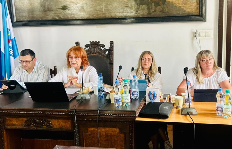 Burmistrz Ziębic z jednogłośnym absolutorium i wotum zaufania