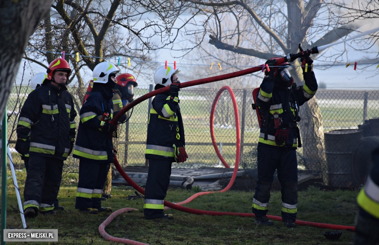 Pożar budynku gospodarczego w Brzeźnicy