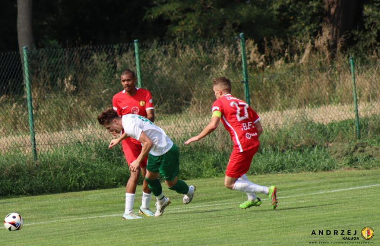 Klasa okręgowa: Skałki Stolec 0:0 Zamek Kamieniec Ząbkowicki