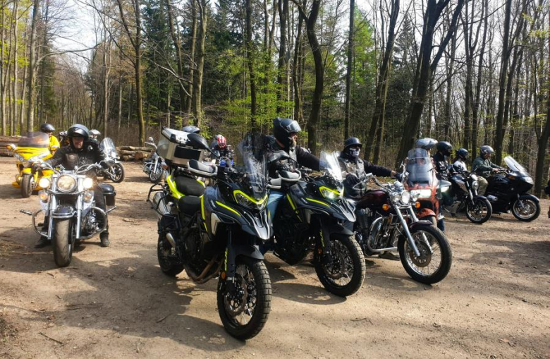 W Ząbkowicach Śląskich motocykliści zainaugurowali sezon