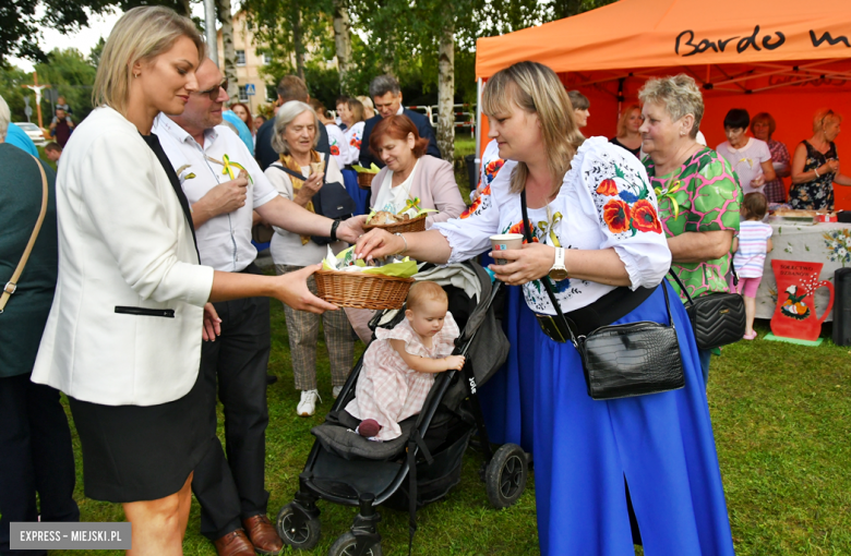 Dożynki gminy Bardo w Dzbanowie