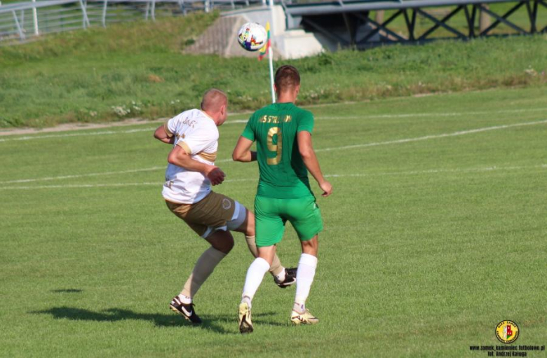 Klasa okręgowa: Zamek Kamieniec Ząbkowicki 1:1 (0:0) AKS Strzegom