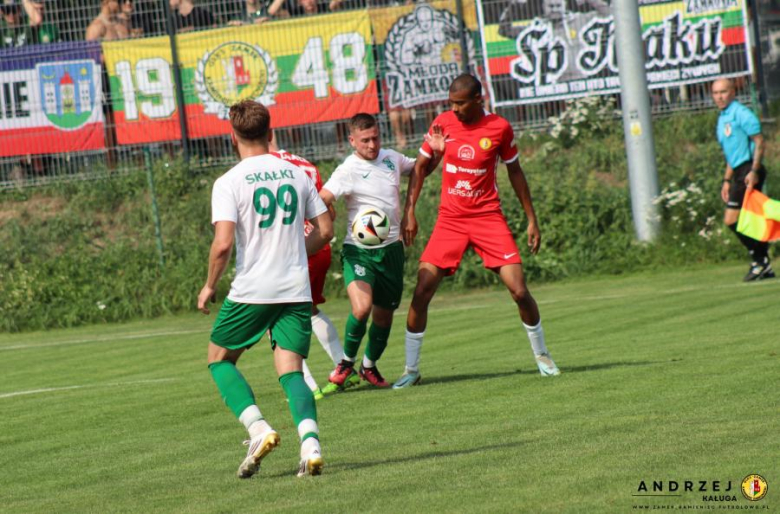 Klasa okręgowa: Skałki Stolec 0:0 Zamek Kamieniec Ząbkowicki