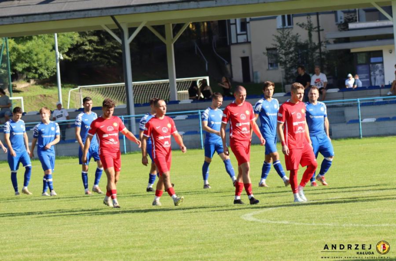Klasa okręgowa: Zjednoczeni Zarów 1:3 (1:0) Zamek Kamieniec Zabkowicki
