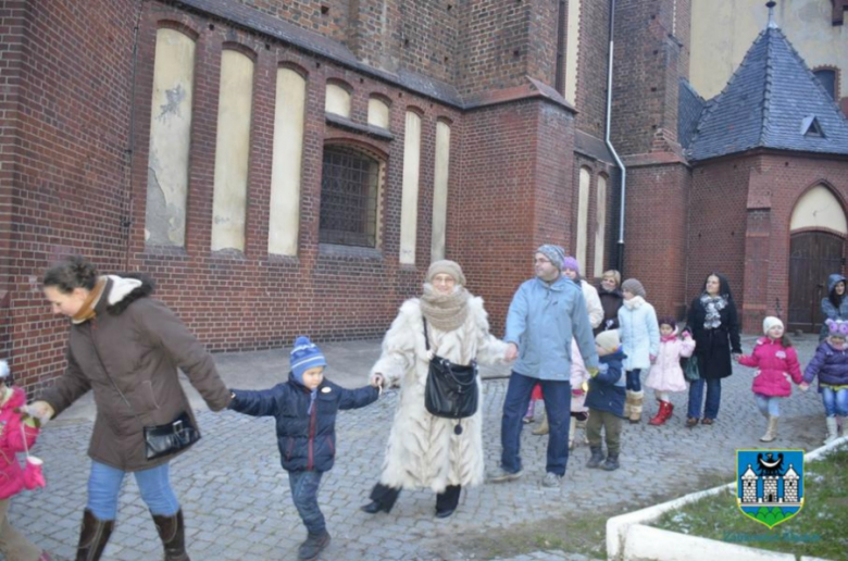 Święty Mikołaj na placu przy kościele św. Anny