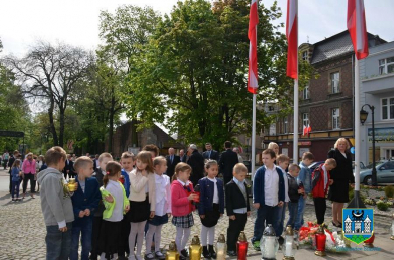 Uroczystości pod pomnikiem Poległym za ojczyznę