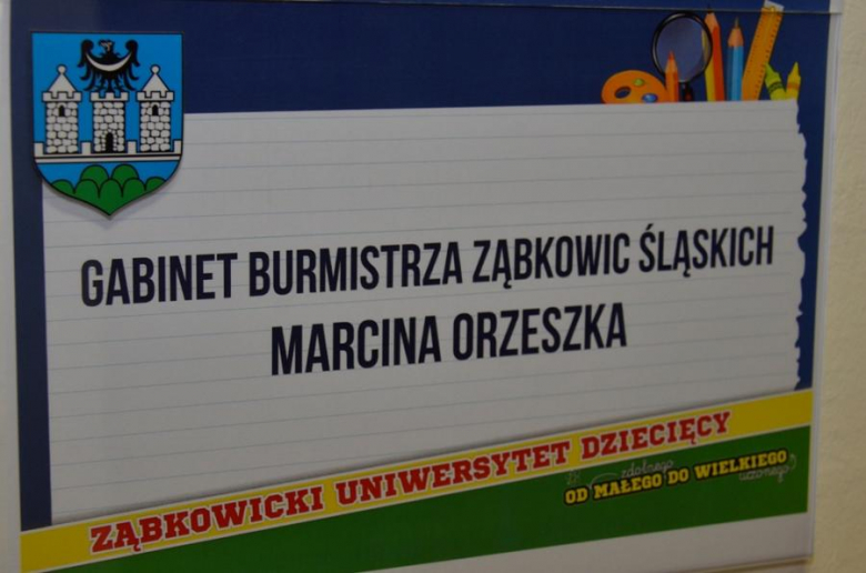 Zajęcia Ząbkowickiego Uniwersytetu Dziecięcego w urzędzie miejskim